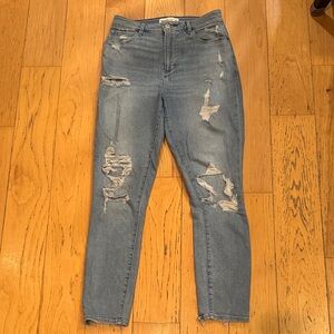 Abercrombie & Fitch High Rise Super Skinny Ankle Distressed Light Blue Jeans 6R